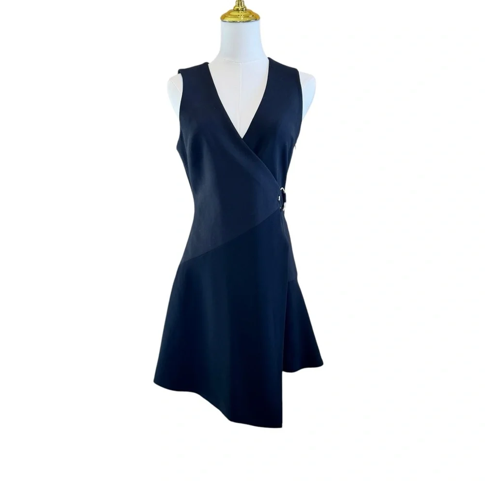 Cinq a Sept Orion Faux-Wrap Mini Dress Women’s 6 Black Sleeveless V-Neck Stretch - Picture 3 of 16
